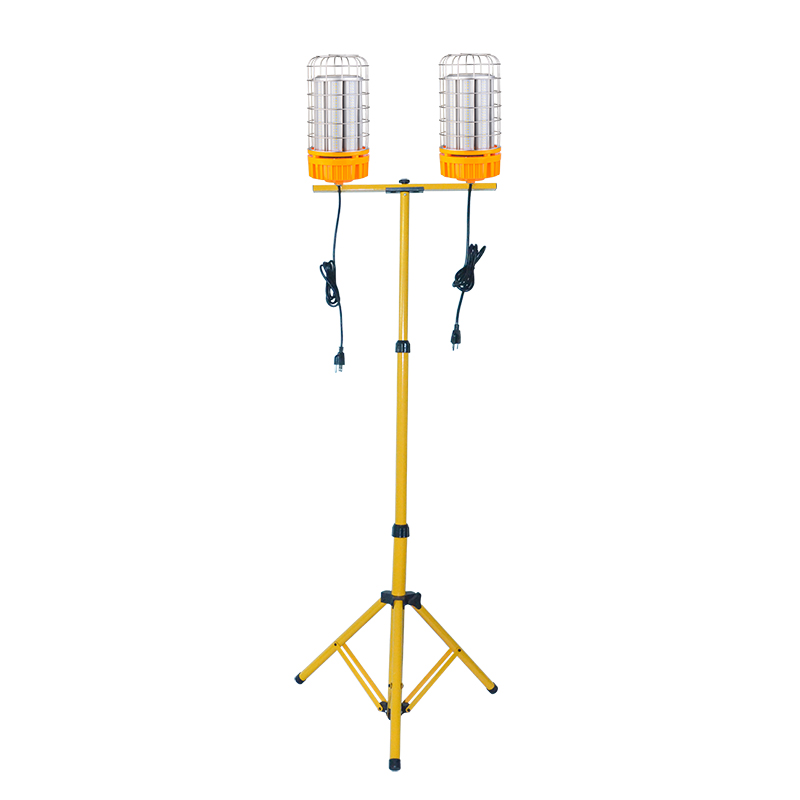 Tripod Work Light Stand (4)
