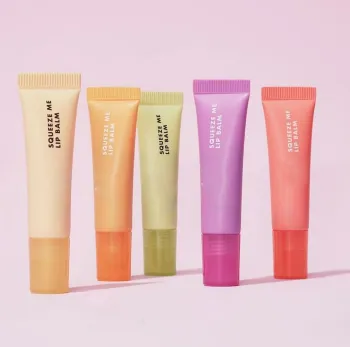Natural Vegan Lip Balm with Sunscreen: 3g of Fruit Ingredients for Light Moisturization and Tinted Color