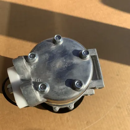 Hitachi ZX200-1 Air Conditioning A/C Compressor 5062117130