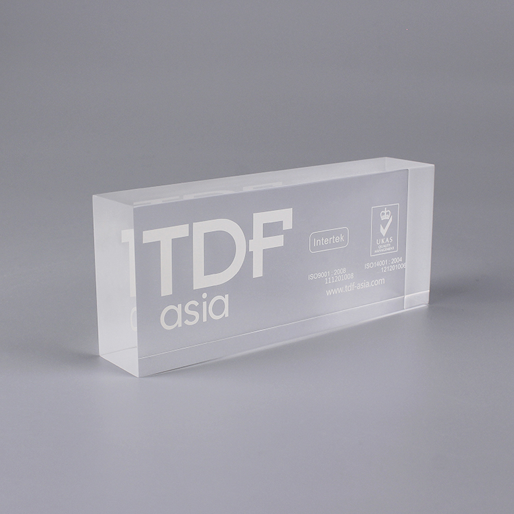 A 2p0093 Personalized 3d Clear Acrylic Blocks