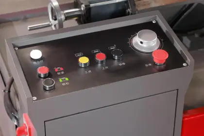 Metal cutting equipment band saw machine