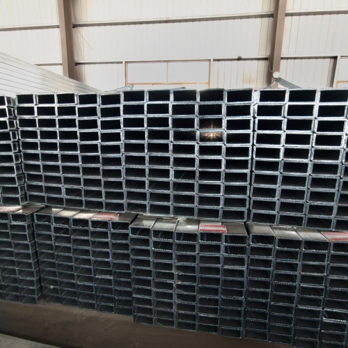 Verzinktes Vierkantrohr 37*77*1,2 mm