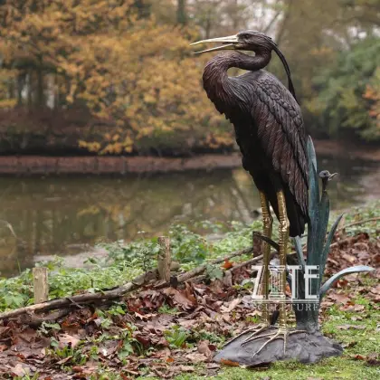 Fine Workmanship metal craft bronze heron fountain