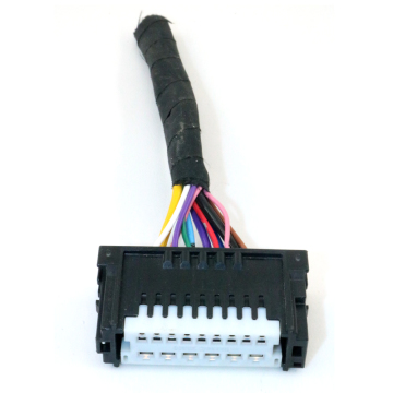 12V magnetyczny bezpiecznik elektryczny 15 -szpilkowy pasek LED Light Power złącza - wzmacniacz łączności TE
