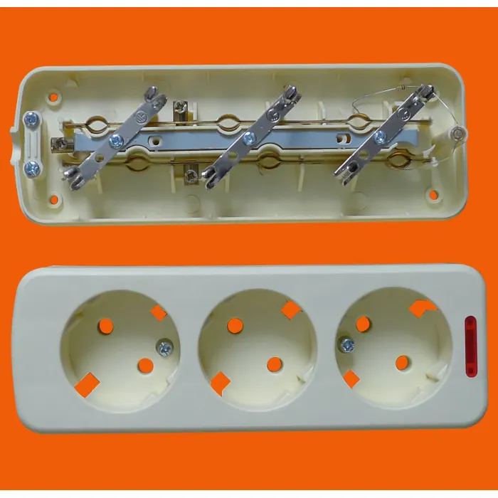 Soket Ekstensi 6 Arah Eropa E5006E