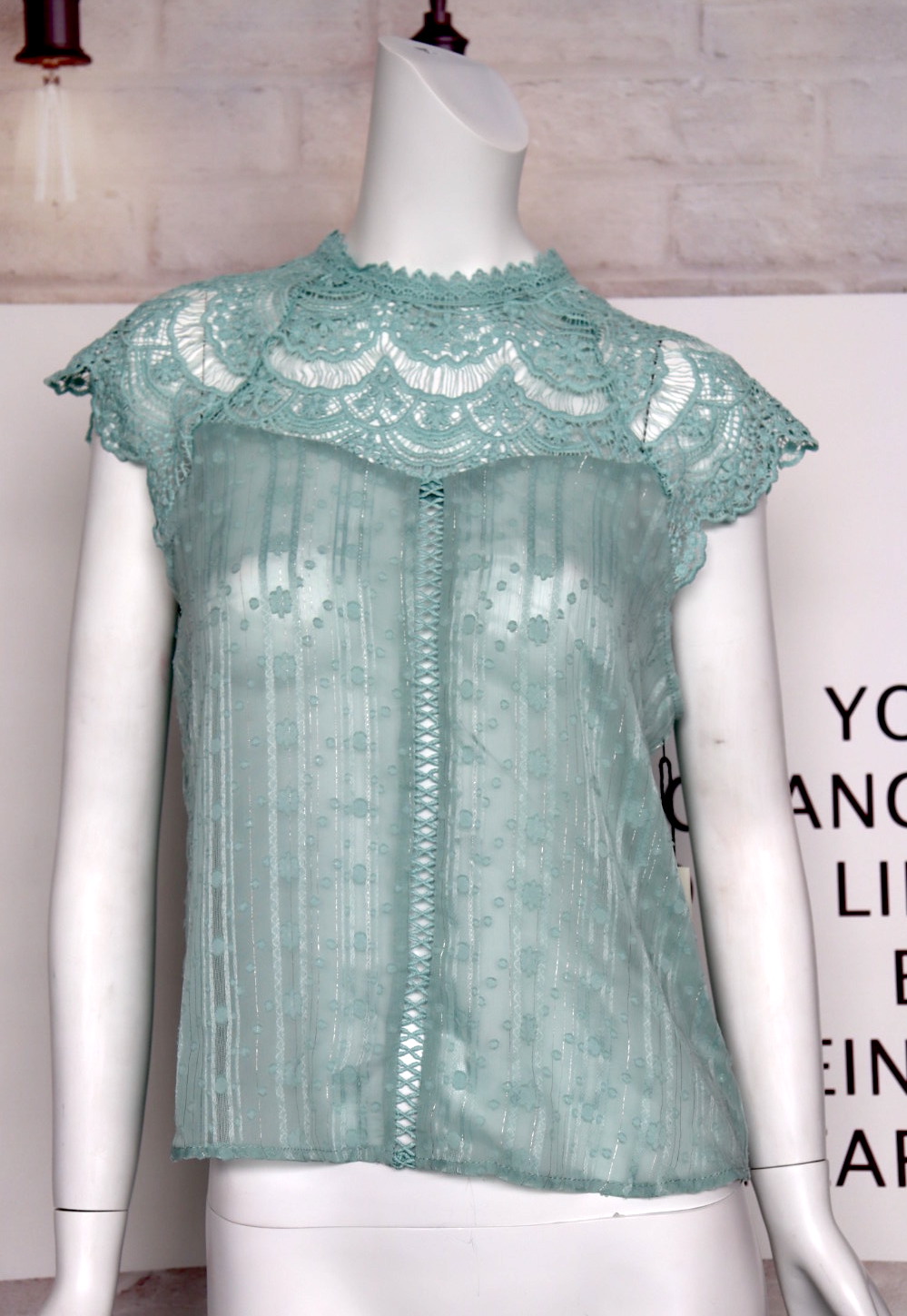 Comfortable Cut Flower Lace Pullover