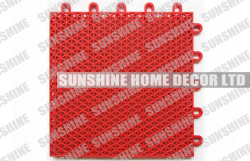 Red Plastic Recycled Interlocking Floor Tiles For Futsal / Basketball Court