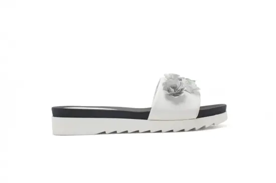 Womens Medium Multi Flower Slide Sandal