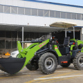 Mini un chargeur frontal de tracteur