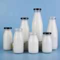 Пищевая стеклянная бутылка для молока с металлической крышкой