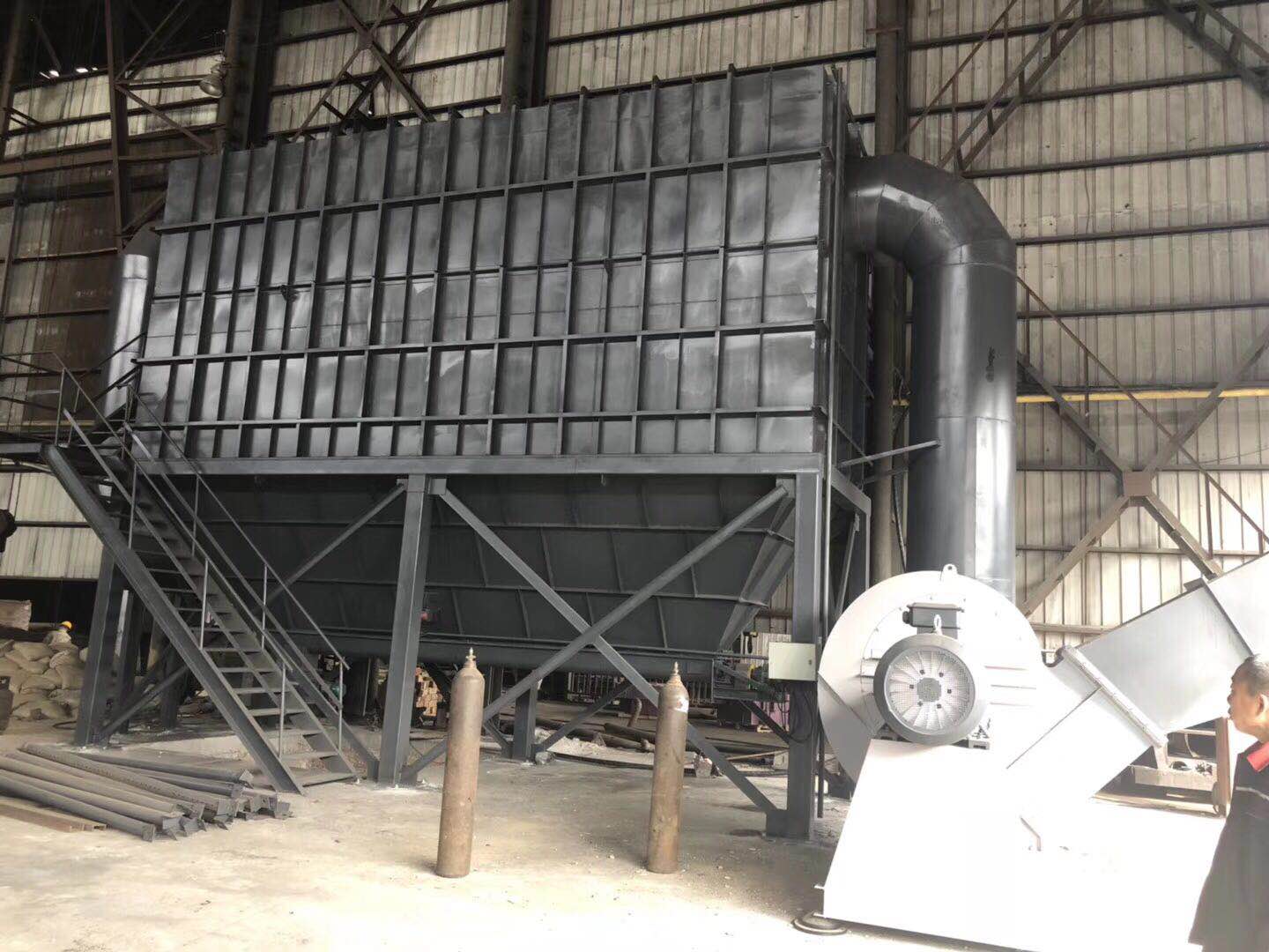 Plastic plate dust collector