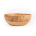 Stoviglie ecologiche in ciotola di legno naturale