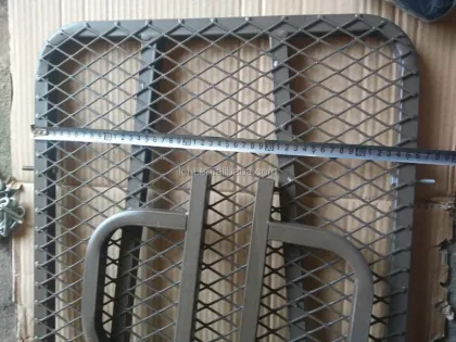 Self Climbing Hunting Tree Stand