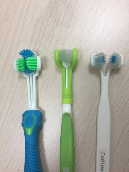 Three heads brush pets toothbrush made in China