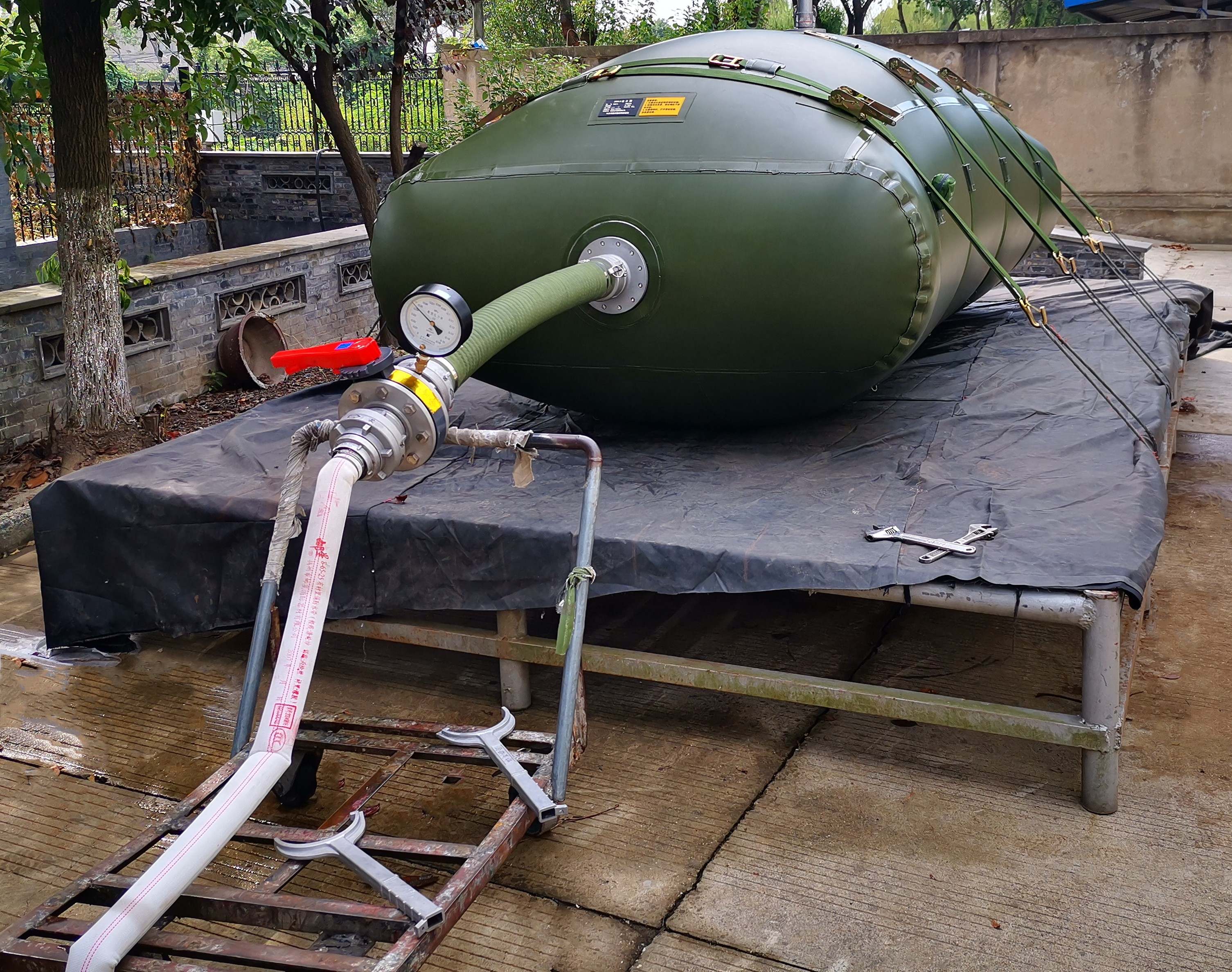 6 tons of water carrying bag