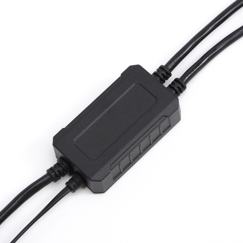 મોટરસાયકલ બુદ્ધિશાળી પ્રકાશ-નિયંત્રિત સ્પોટલાઇટ પીળી-સફેદ પ્રકાશ એલ્યુમિનિયમ એલોય ઉચ્ચ-તેજસ્વી હેડલાઇટ