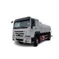 Sinotruk 10 ton truk pasokan air stainless steel