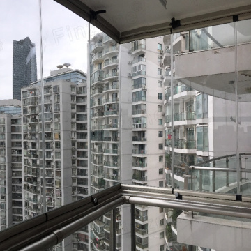 Tende e finestre in vetro da balcone più vendute in Europa