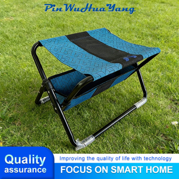 Tabouret extérieur léger à quatre pieds pour le camping