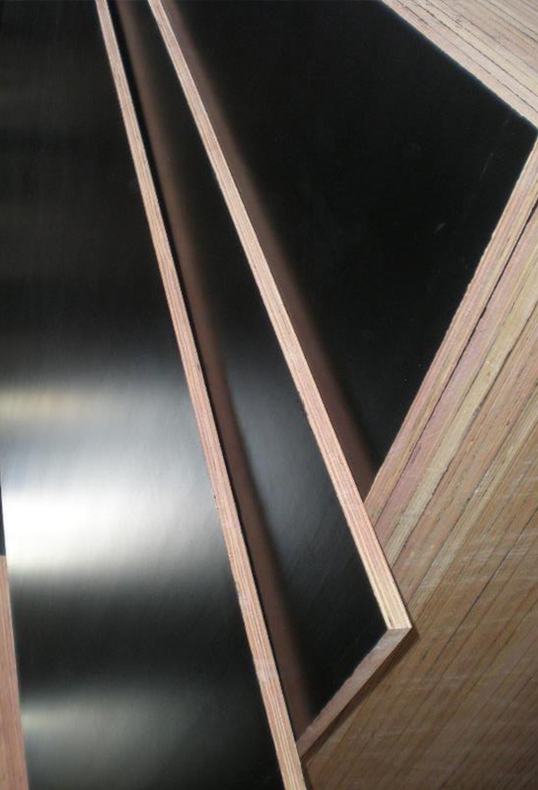 Triamine plywood