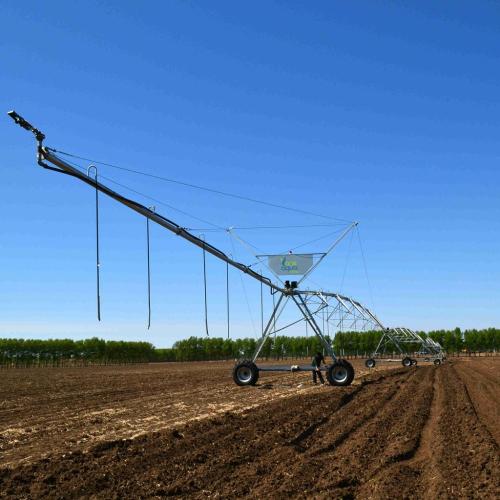 Spray center pivot irrigator for 5-50ha farm