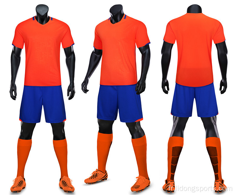 Vente chaude uniforme de football respirante ensemble de football uniforme de football de football usure de football personnaliser l&#39;équipe de nom