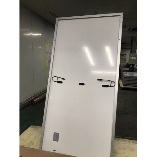 Полікрышталічныя сонечныя батарэі 325W