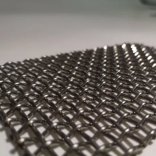 Iron Wire Mesh High Manganese Crimped Screen Mesh for Crushers and Decor