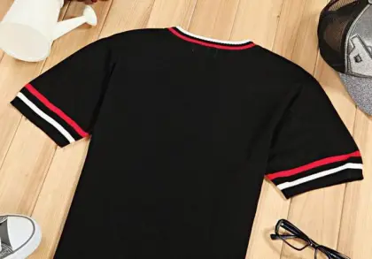 Wholesale Moncler V Collar Tee