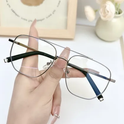 Fashionable Frameless Locking Plate Myopia Glasses