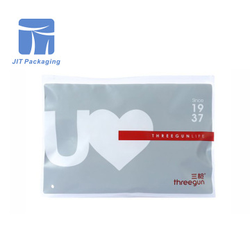 Empacar bolsas para ropa