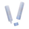 Tubo de doble cámara para lavado facial y loción corporal
