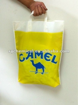 loop handle advertising kidney punch handle camel bag