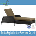 Pishinë në natyrë Foldable Sun Rattan Lounger Sun