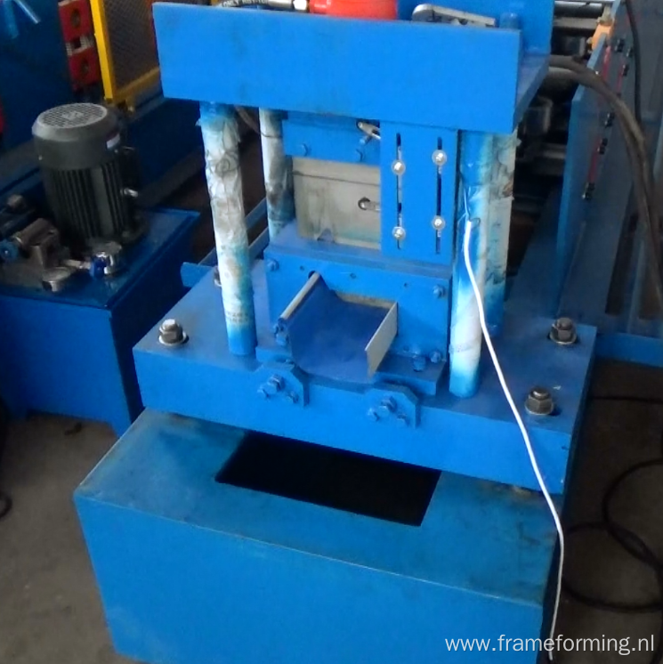 High front gutter roll forming machine