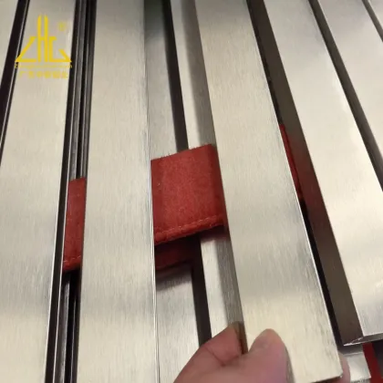 Brilliant Shiny Anodized Aluminum Profile for Shower Rooms - Germany/Russia Standard