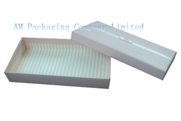 Customized High Quality Paper Gift Box (AM140516015)