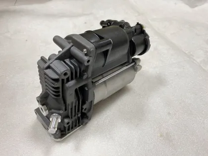 New Model Jaguar Air Suspension C2D47540 Air Compressor