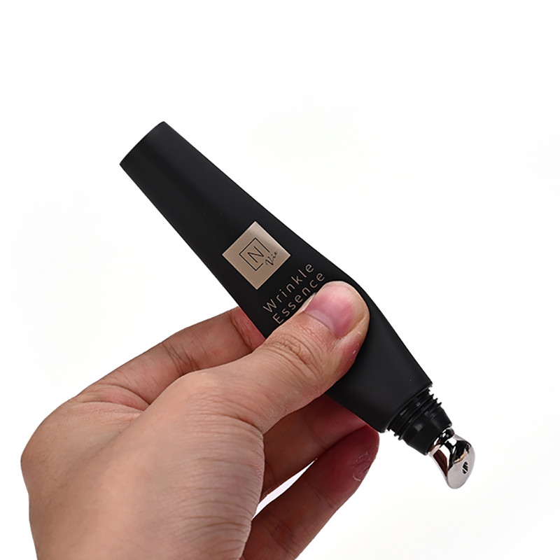 lip gloss tube