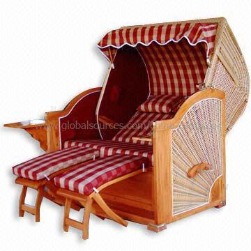 Beach Chair with Mahogany Wooden Frame, 7 to 8mm Rattan and 8cm Cushion