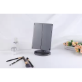 Espejo de maquillaje de iluminación USB inteligente triple de tres veces