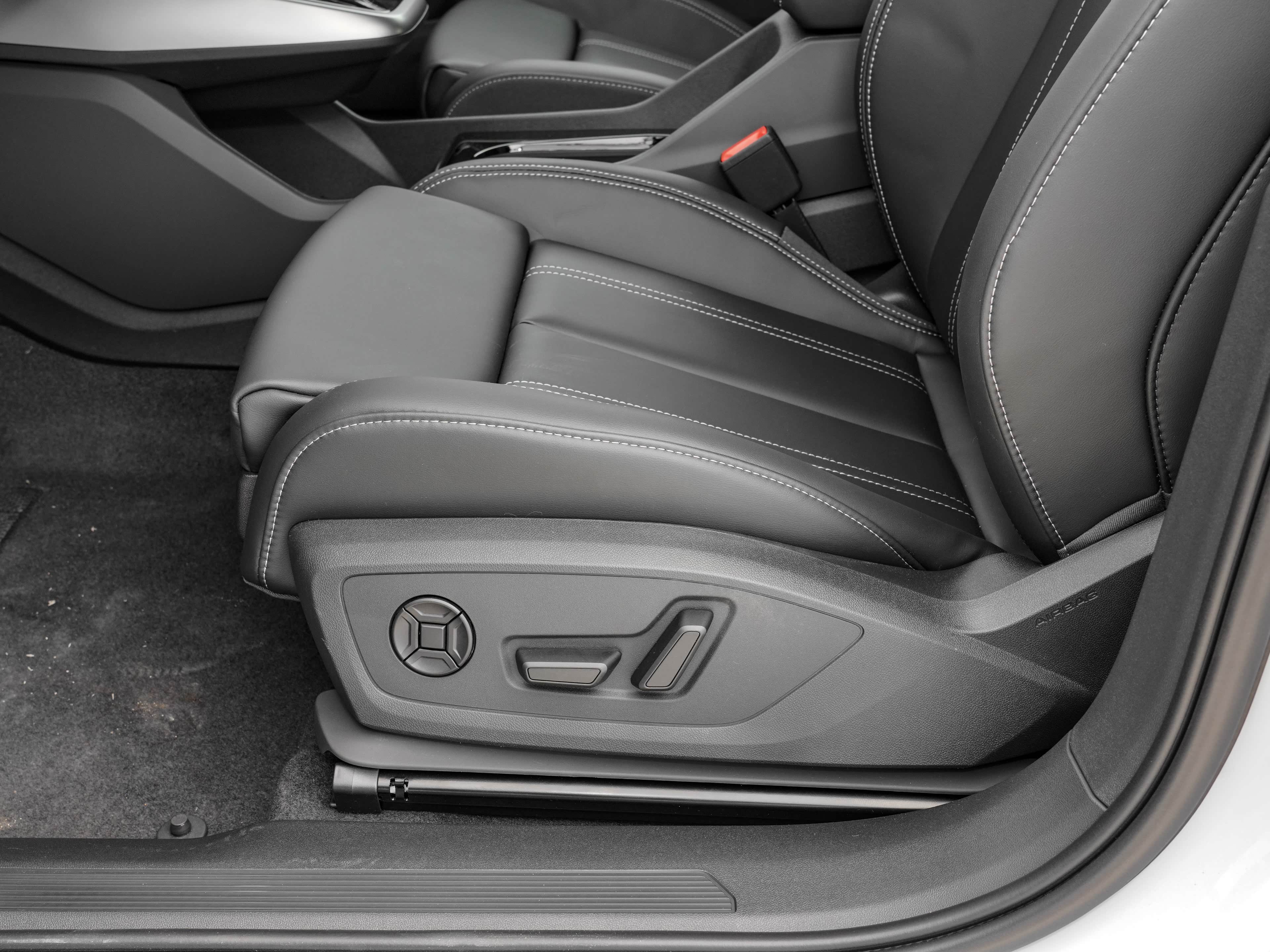 AudiQ4 e-tron used car