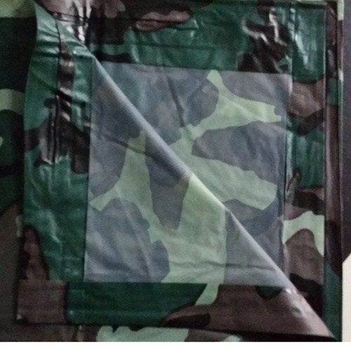 Militaire Camouflage regenponcho voor buiten