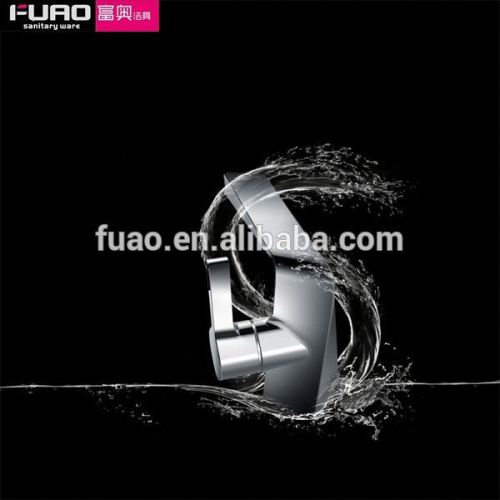FUAO automatic stop for temperature control water faucet