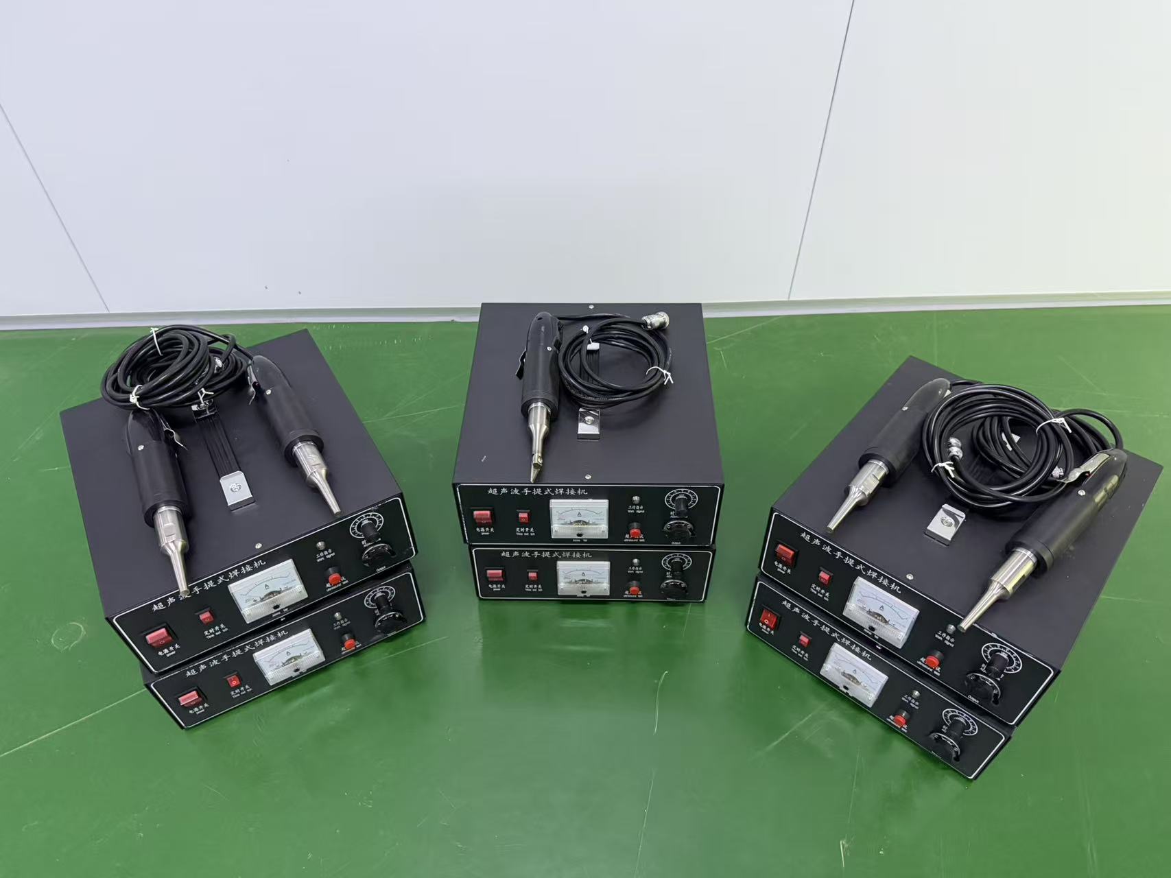 28kHz Handheld Ultrasonic Welding Machine
