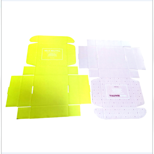 White color corrugated shipping box