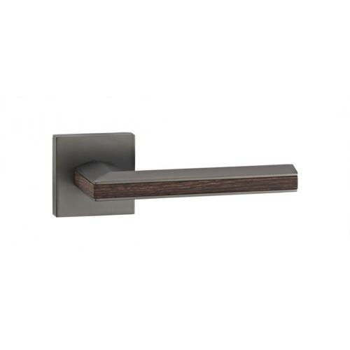 Competitive price zinc alloy door handle on rose