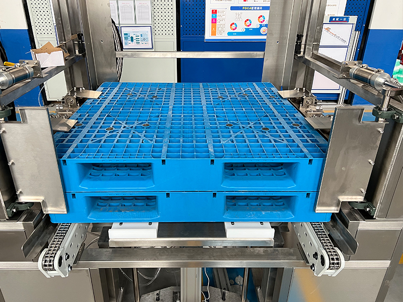 Automatic Pallet Stacking Machine