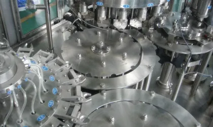 6000BPH China Cola Isbest Carbonated Drinks Filling Machine