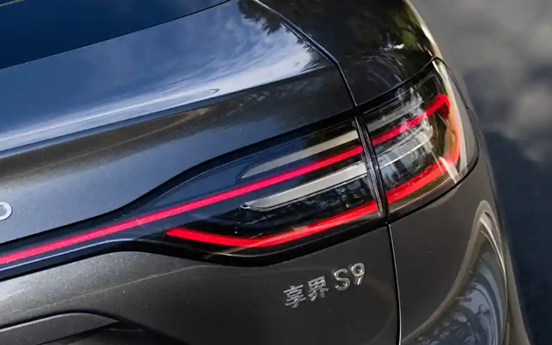 s9